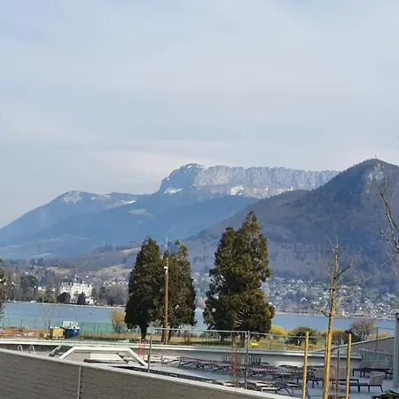 Reflet Du Veyrier 4 Etoiles - Proche & Vieille Ville, Garage Prive, Secteur Recherche *